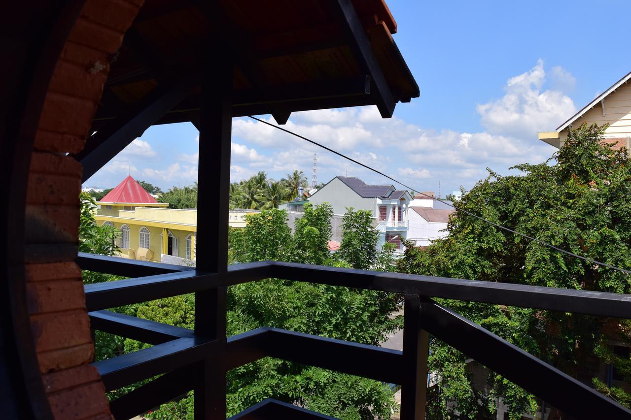 Hnam Chang Ngeh Hospitality Training Center, Guest House, Restaurant And Bar Tỉnh Kontum Zewnętrze zdjęcie